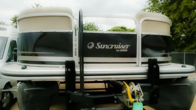 Suncruiser pontoon boat rental at Lake Lewisville